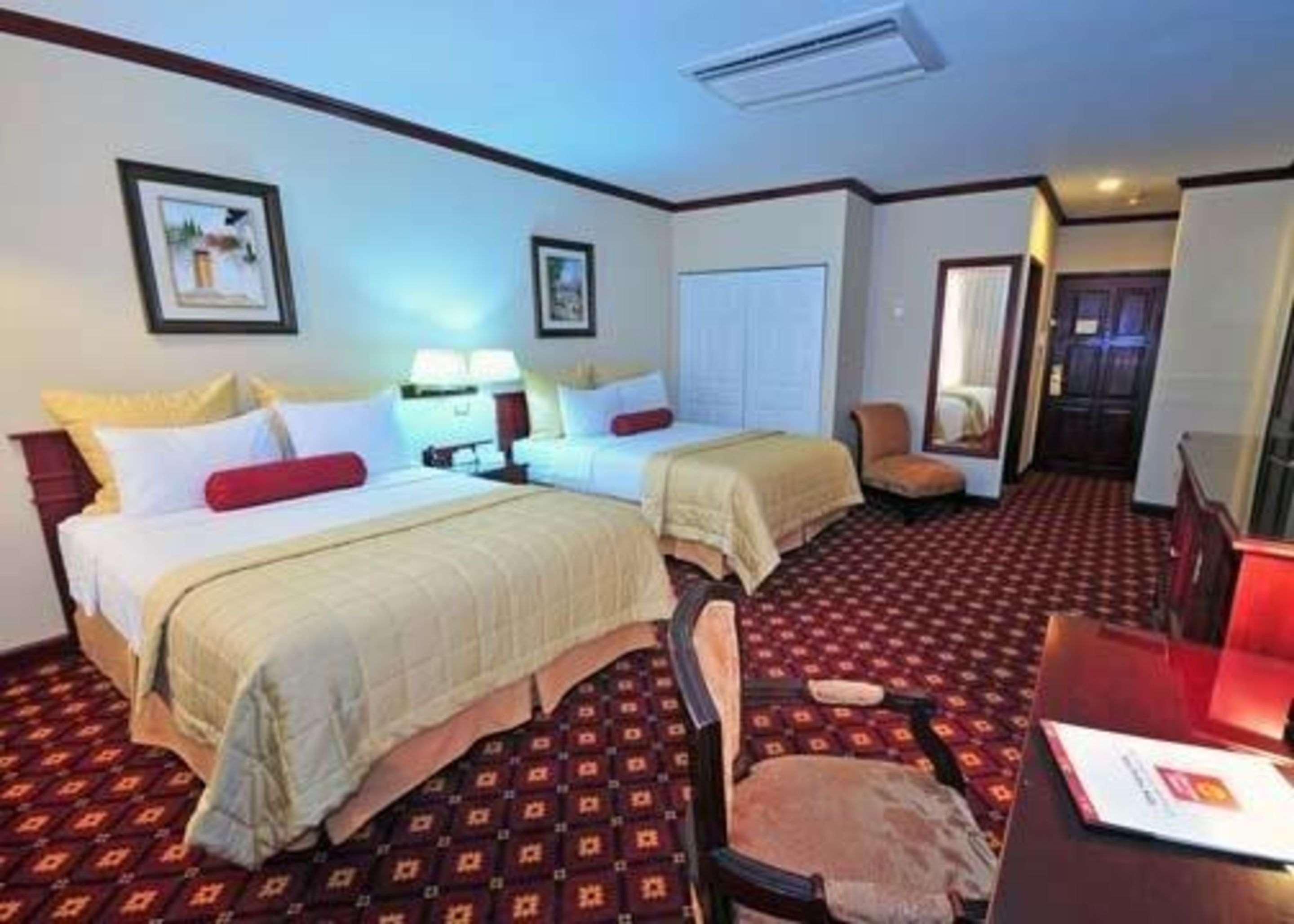 Clarion Hotel San Pedro Sula Exterior photo