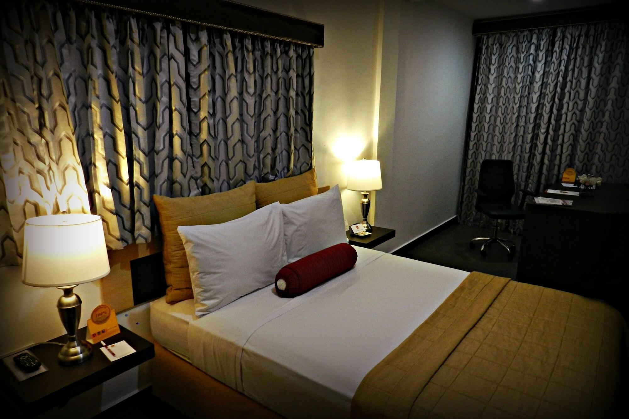 Clarion Hotel San Pedro Sula Exterior photo